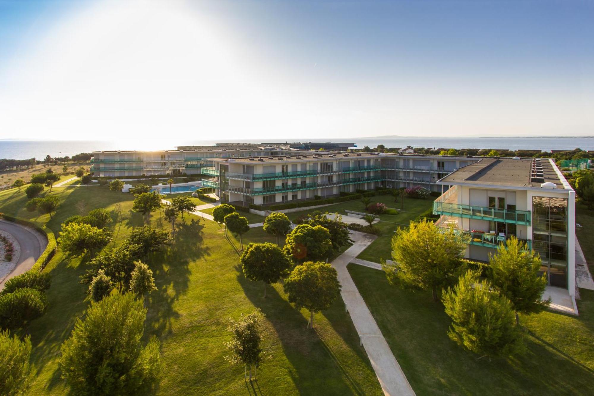 Falkensteiner Residences Senia بيتريتْشاني المظهر الخارجي الصورة
